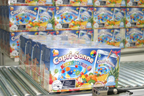 Folienverpackung für die bekannten CAPRI-SONNE Fruchtsäfte Folienverpackung für die bekannten CAPRI-SONNE Fruchtsäfte